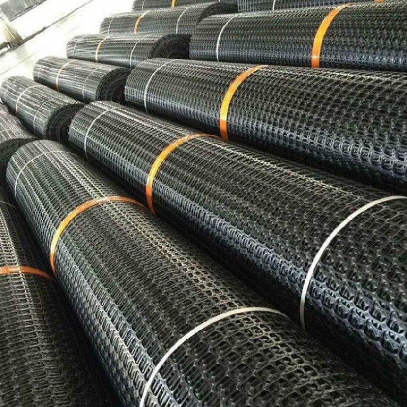 Polyester Warp Knitted Geogrid Machine Mesh In Pavement Construction