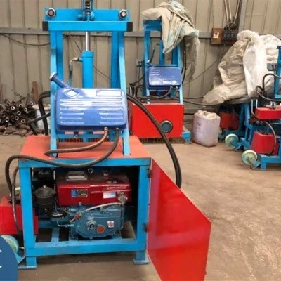 Portable Household Well Drilling Rig Machine Gasoline Hydraulic Drilling Machine