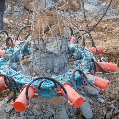Adjustable Concrete Pile Head Cutter 30MPa Hydraulic Pile Breaker