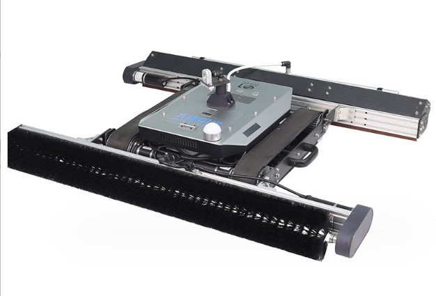 automatic clean solar panels machine