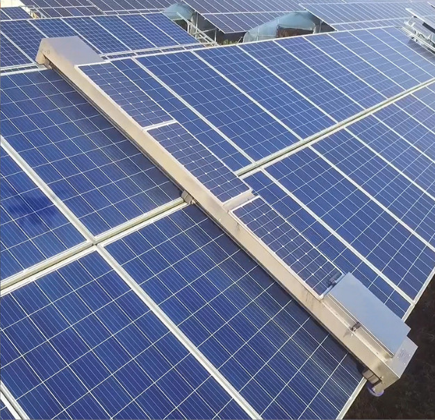 Fixed Solar Panel Cleaning Machine Remote control crawler photovoltaic cleaning robot